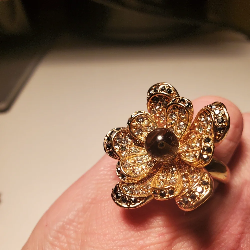 New with tags Banana Republic ring from year 2000 size 8 - Picture 2 of 8